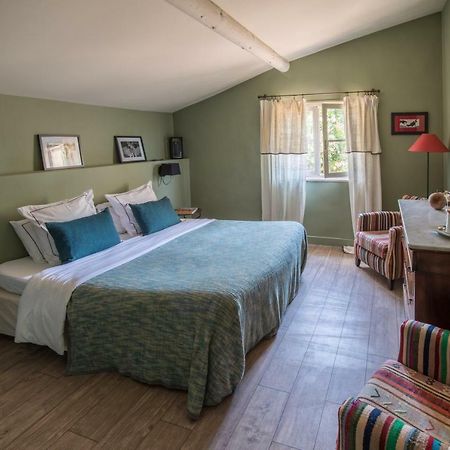 Domaine De Fontbelle Bed and Breakfast Graveson Εξωτερικό φωτογραφία