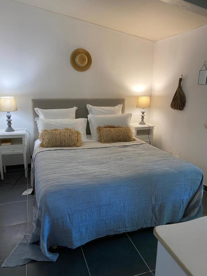 Domaine De Fontbelle Bed and Breakfast Graveson Εξωτερικό φωτογραφία