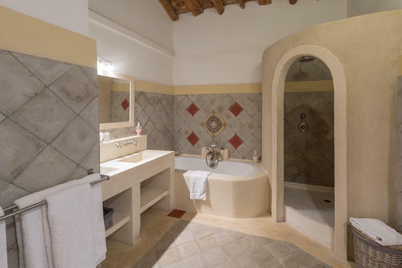 Domaine De Fontbelle Bed and Breakfast Graveson Εξωτερικό φωτογραφία