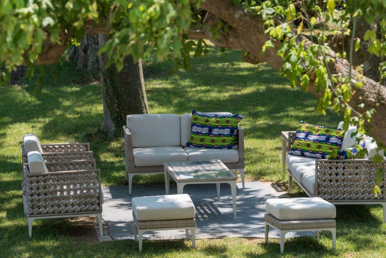 Domaine De Fontbelle Bed and Breakfast Graveson Εξωτερικό φωτογραφία